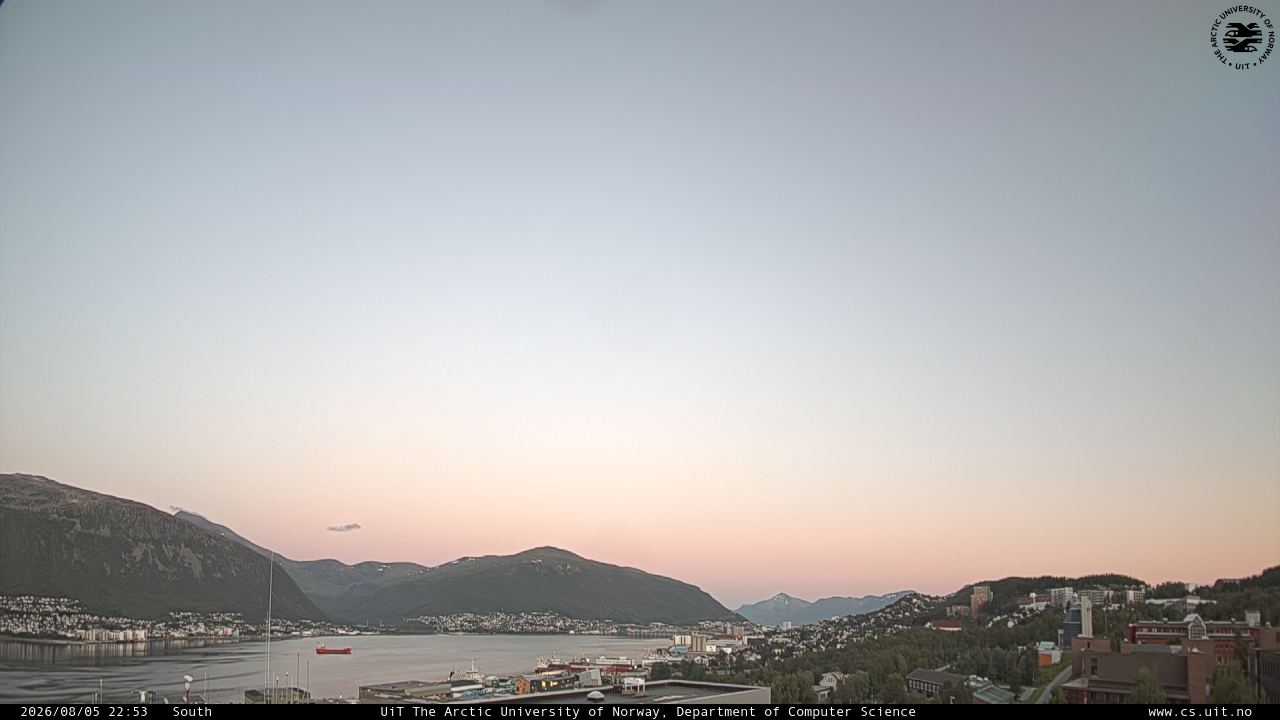 Web Camera is located in Tromso, Norway.