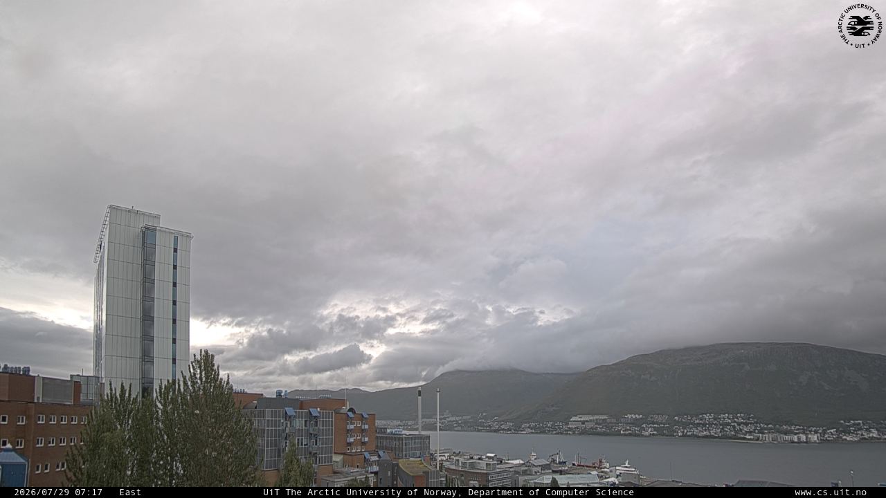 Web Camera is located in Tromso, Norway.